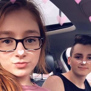 Meet your Posher, Camille